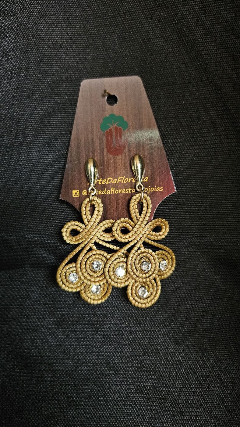 Brinco Arabesco Mandala com Cristais